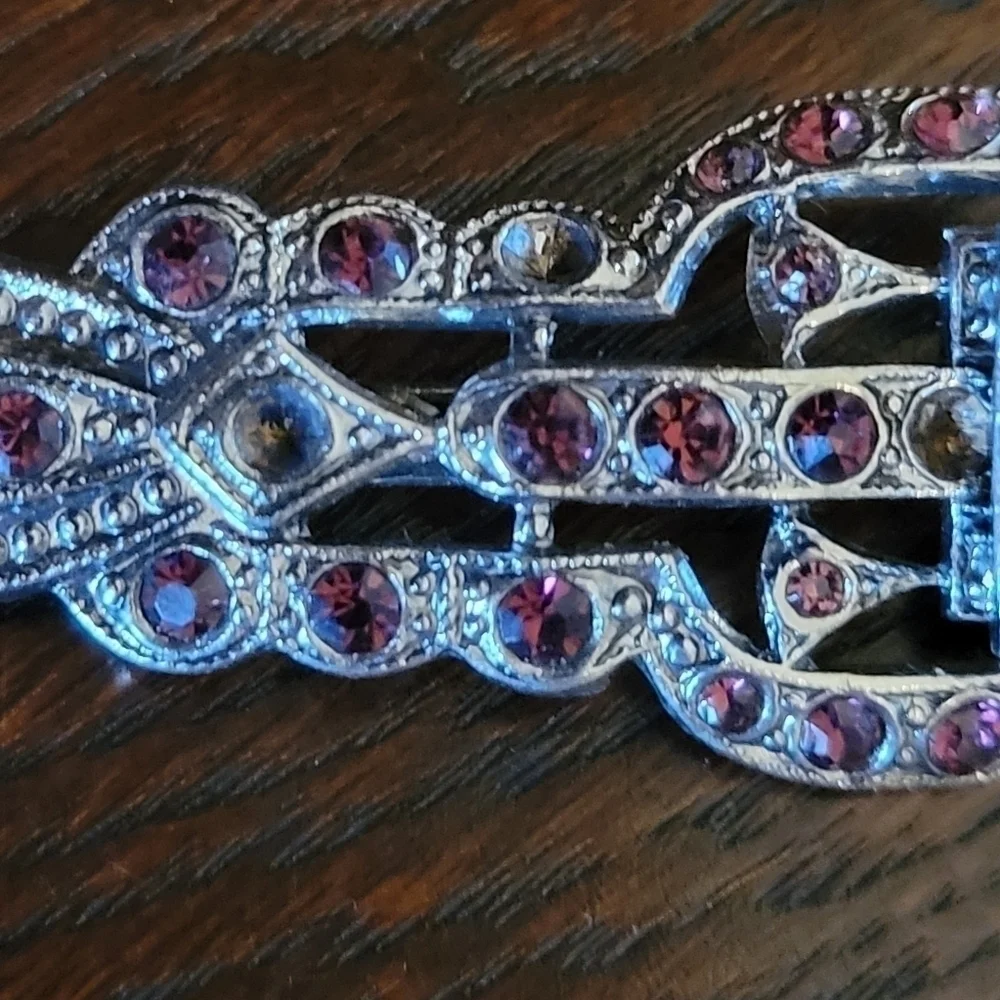 Copy - Vintage Brooch purple stone it does have a few stones missing.
